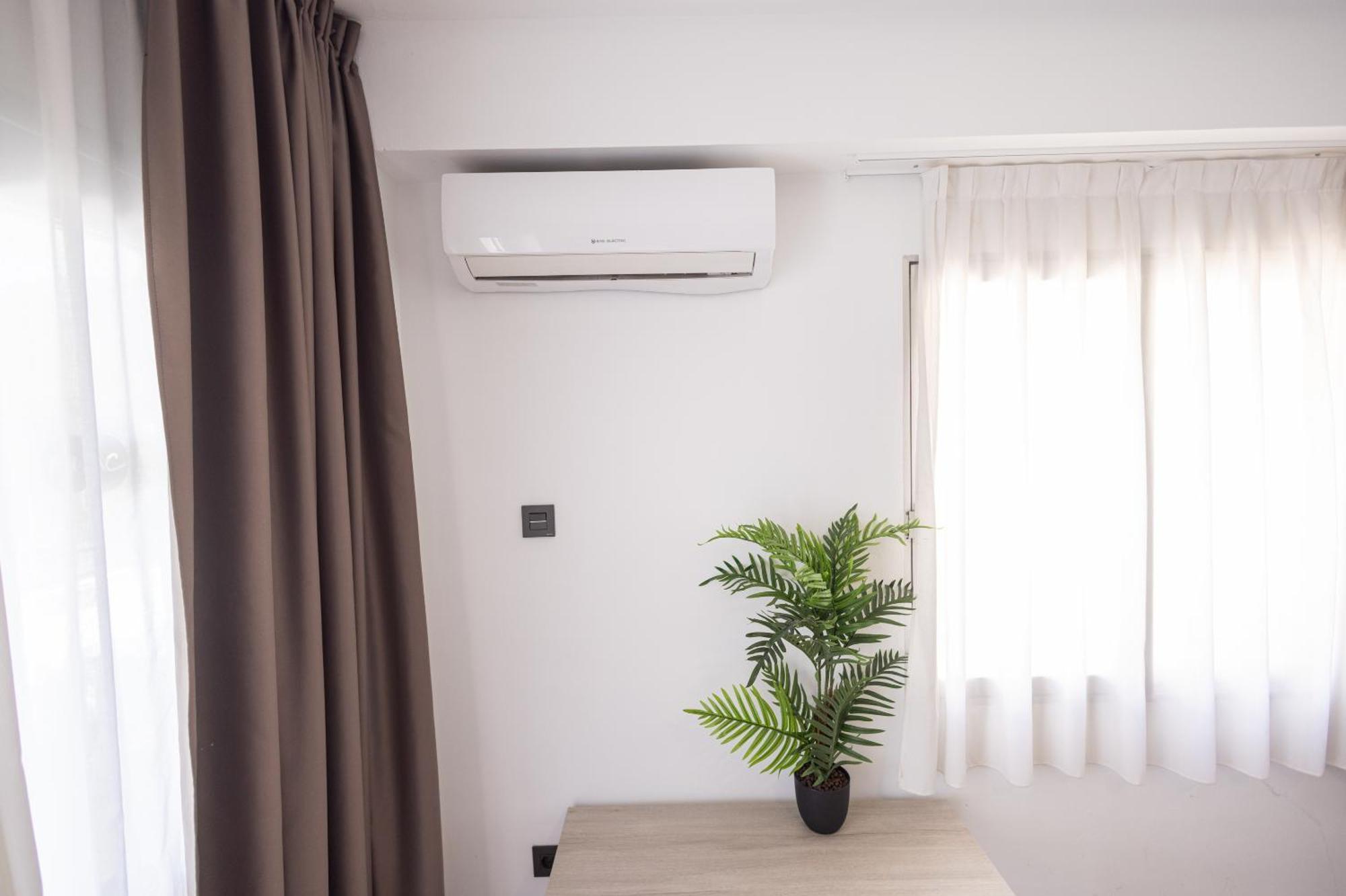 Apartamentos Odysea By Apartamentos Valentia Cala de Finestrat Rom bilde
